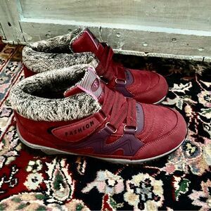 NWT nice comfort shoes by Fashion in size 8.5